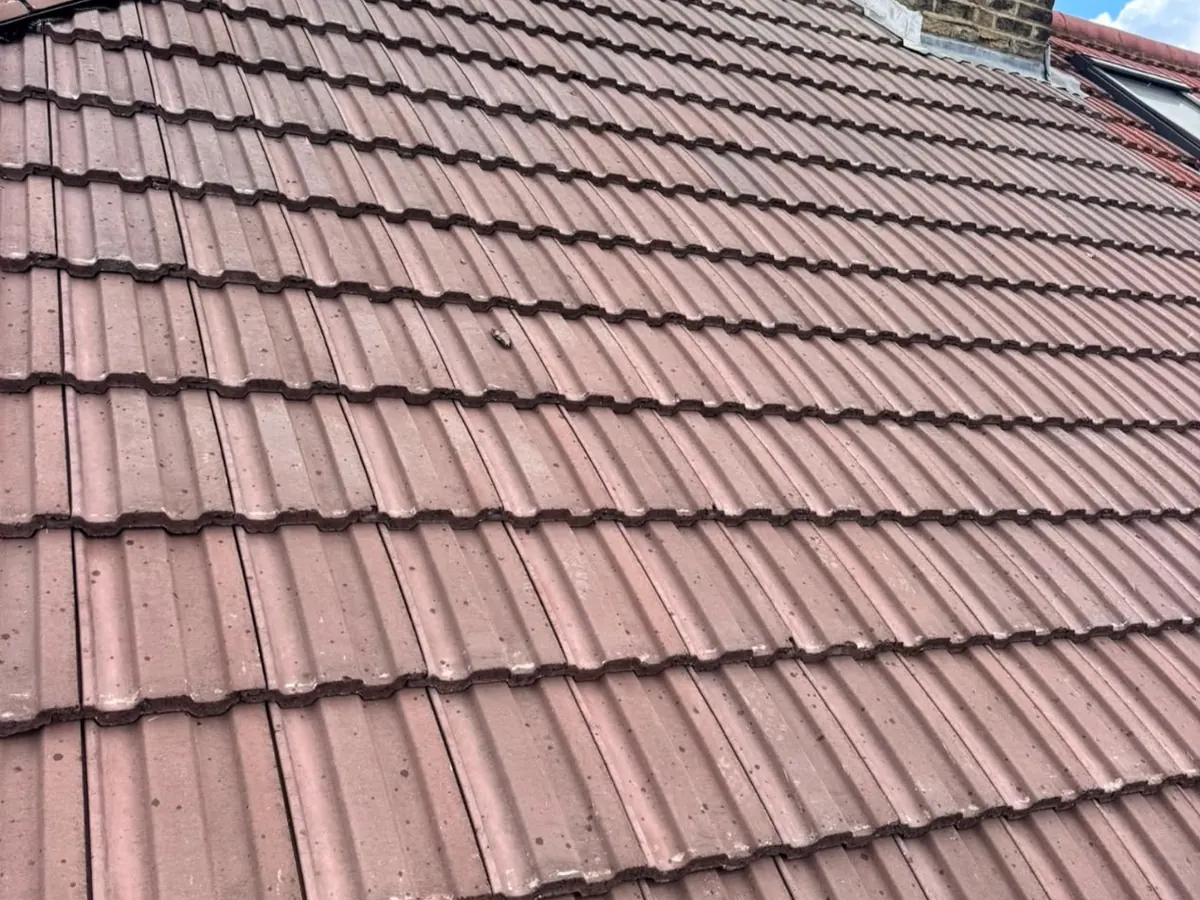 Tiled roof by Stratton Roofing, Sussex